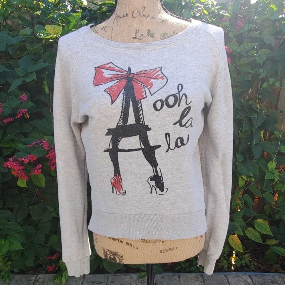 ❄Forever 21 Sweatshirt❄